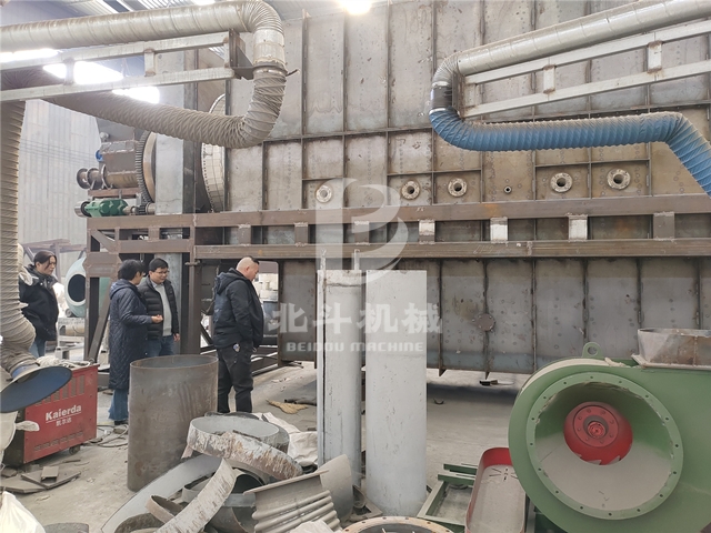 客户这次参观木材向日葵视频色板为将来合作奠定了基础